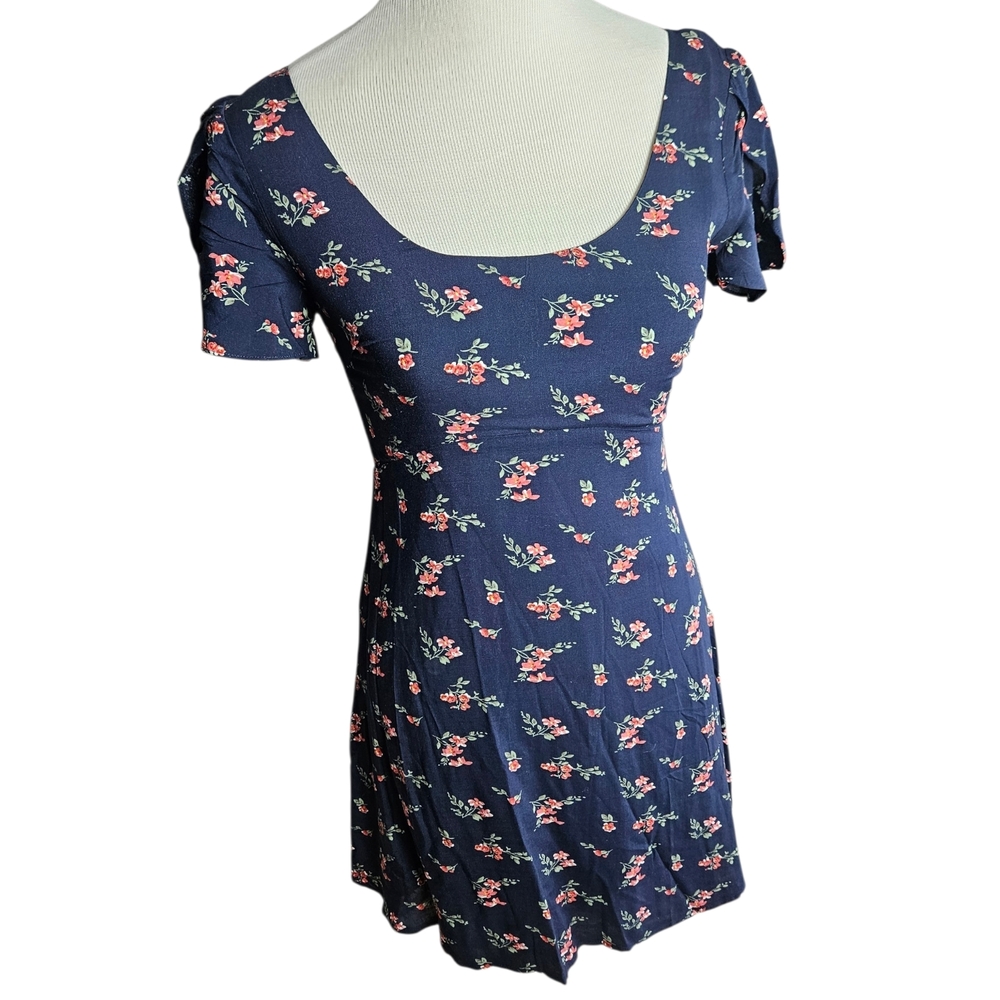 Women's Navy Floral Scoop-Neck Mini Dress